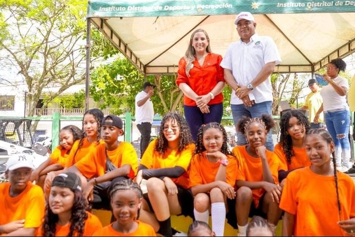 EN LA REAPERTURA DE LA CASA DE LA JUSTICIA DE CHIQUINQUIRA ACOMPAÑANDO AL ALCALDE LOCAL 